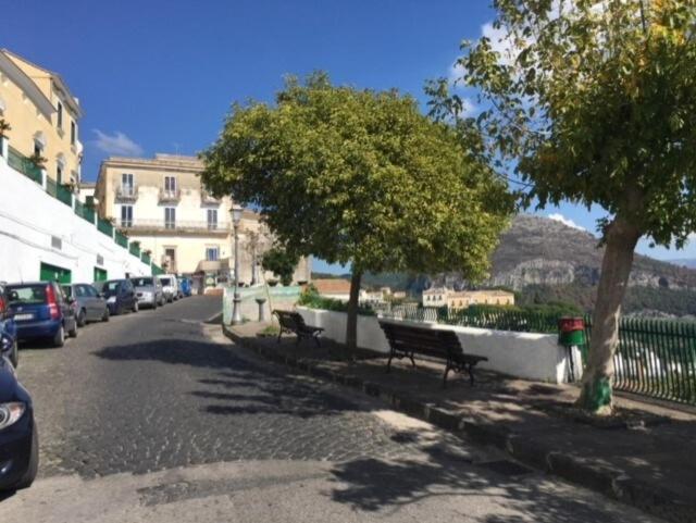 Panoramic Amalfitan Coast Hideaway Villa Vietri sul Mare Exterior photo